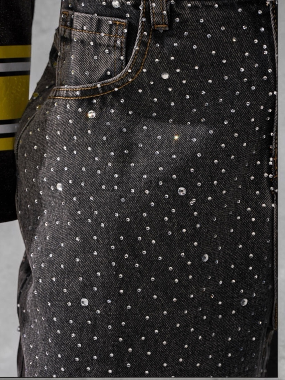 🔥🔥AKIRA Black Wide-Leg Jeans with All-Over Silver Rhinestones - Picture 4 of 10